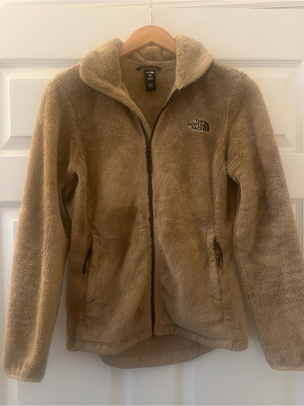 The North Face Women’s Full Zip Up Osito Fleece Jacket-Camel Brown